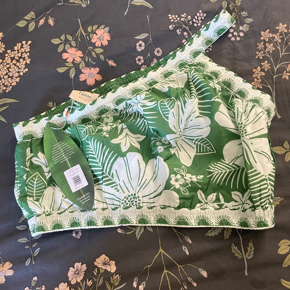 Farm Rio Top Size L NWT